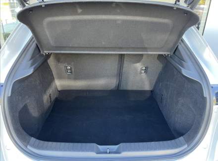 Mazda - CX-30