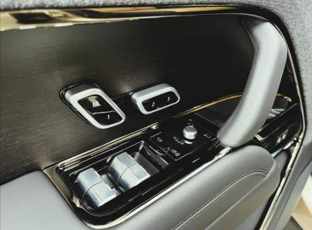 Land Rover - Range Rover Sport