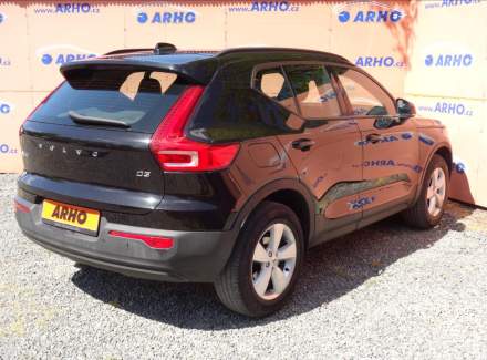 Volvo - XC40