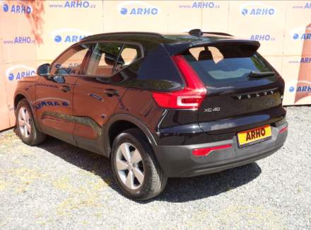 Volvo - XC40
