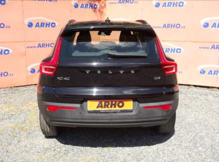Volvo - XC40