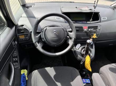 Citroën - C4