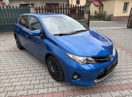 Toyota - Auris