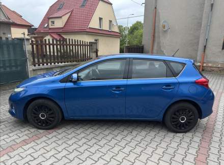 Toyota - Auris