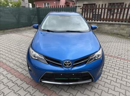 Toyota - Auris