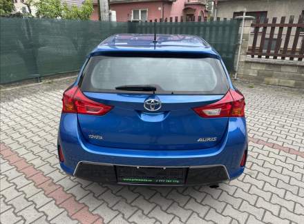 Toyota - Auris