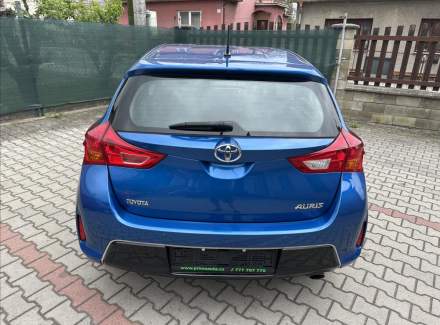 Toyota - Auris
