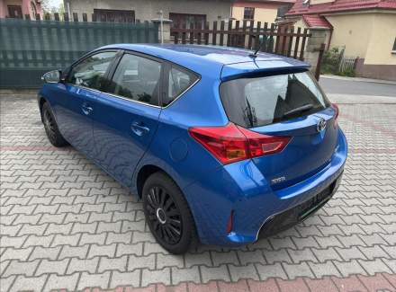 Toyota - Auris