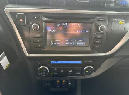 Toyota - Auris