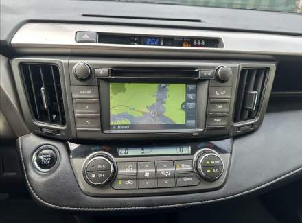 Toyota - RAV 4