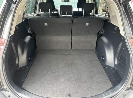 Toyota - RAV 4