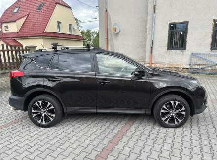 Toyota - RAV 4