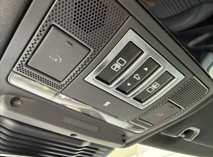 Land Rover - Discovery
