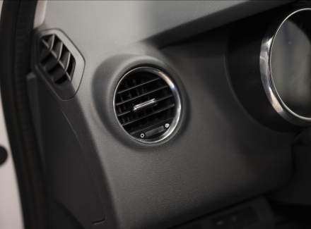 Peugeot - 5008