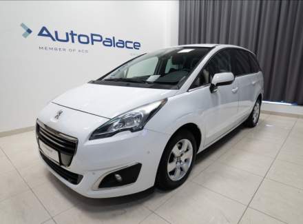 Peugeot - 5008
