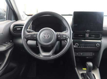 Toyota - Yaris Cross
