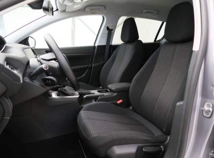 Peugeot - 308