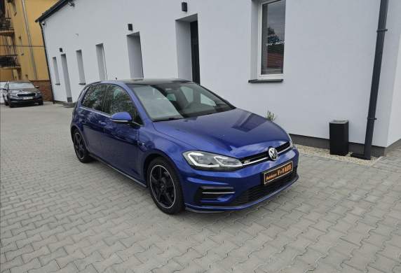 Volkswagen - Golf