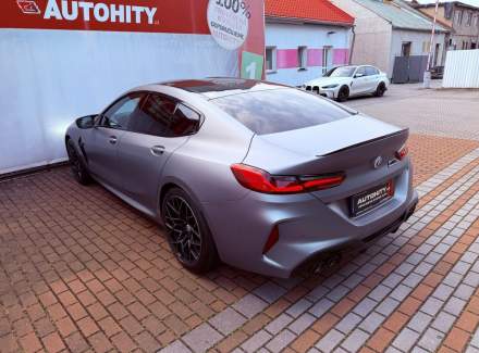BMW - M8