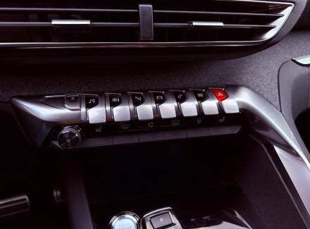 Peugeot - 5008