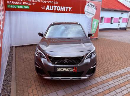 Peugeot - 5008
