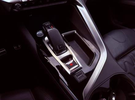 Peugeot - 5008
