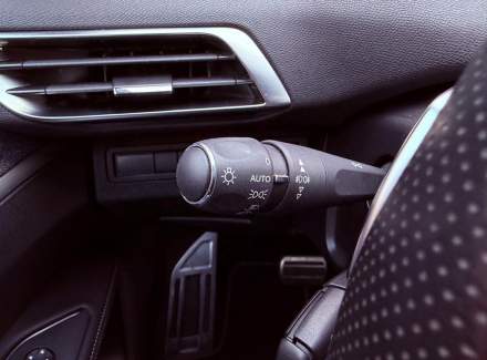 Peugeot - 5008