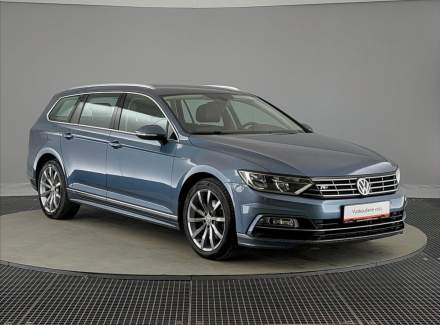 Volkswagen - Passat
