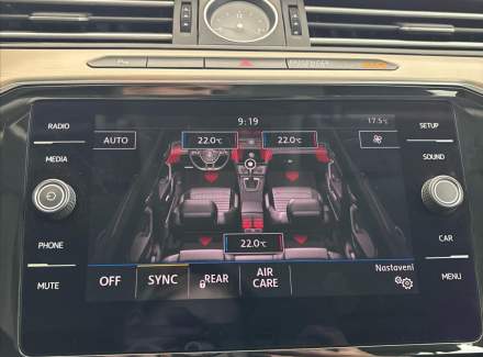 Volkswagen - Passat