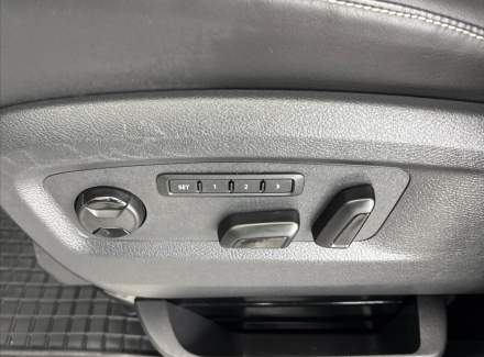 Volkswagen - Multivan