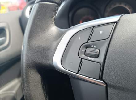 Citroën - C4