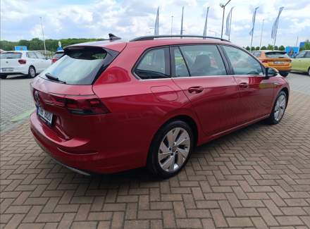 Volkswagen - Golf