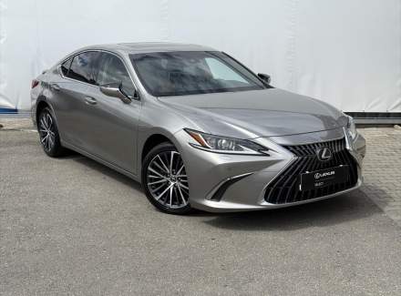Lexus - ES