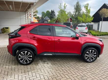 Toyota - Yaris Cross