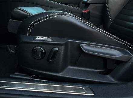 Volkswagen - Passat