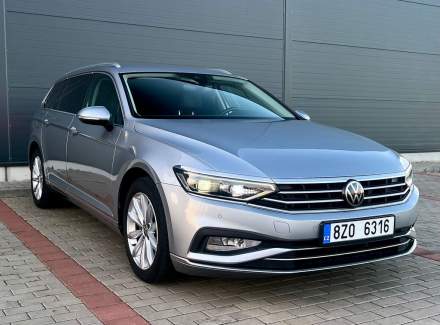 Volkswagen - Passat