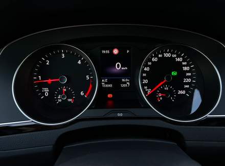 Volkswagen - Passat
