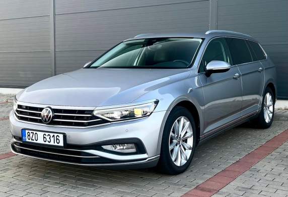 Volkswagen - Passat