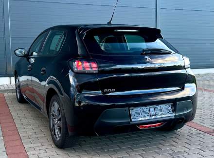 Peugeot - 208