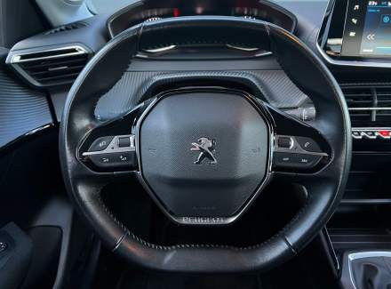 Peugeot - 208