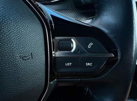 Peugeot - 208