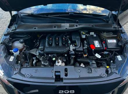 Peugeot - 208
