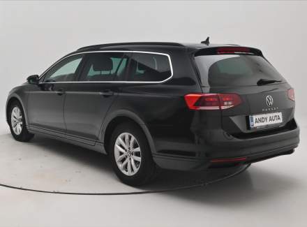 Volkswagen - Passat