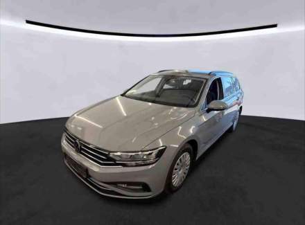 Volkswagen - Passat