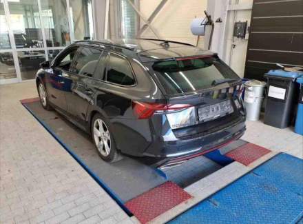 Škoda - Octavia