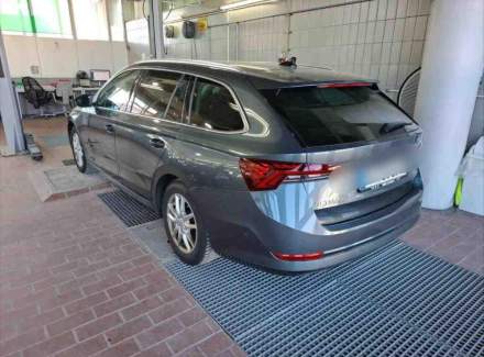Škoda - Octavia