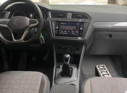 Volkswagen - Tiguan