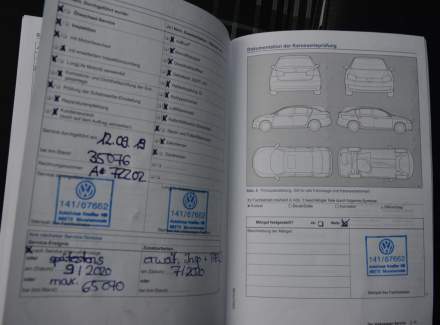 Volkswagen - Golf