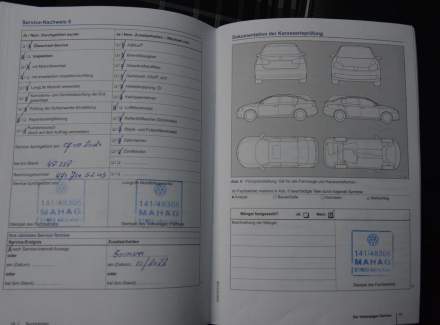 Volkswagen - Golf