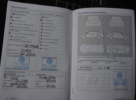 Volkswagen - Golf